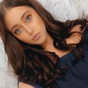 Meet your Posher, Kaasia